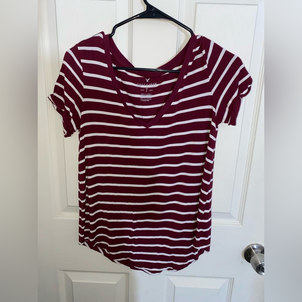 Red and white stripped American Eagle tshirt
